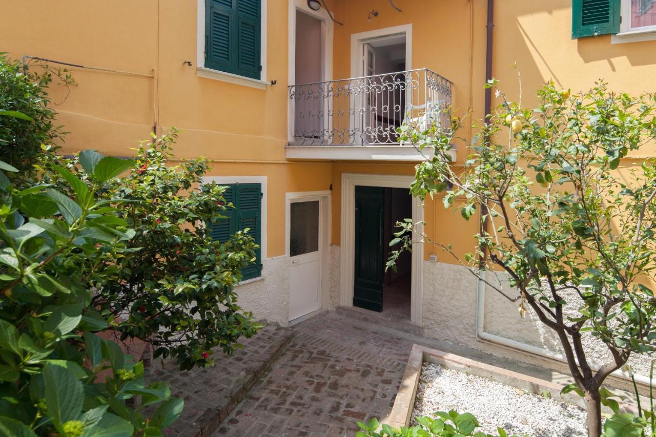 Cecio 5 Terre Rooms Корнилья Экстерьер фото