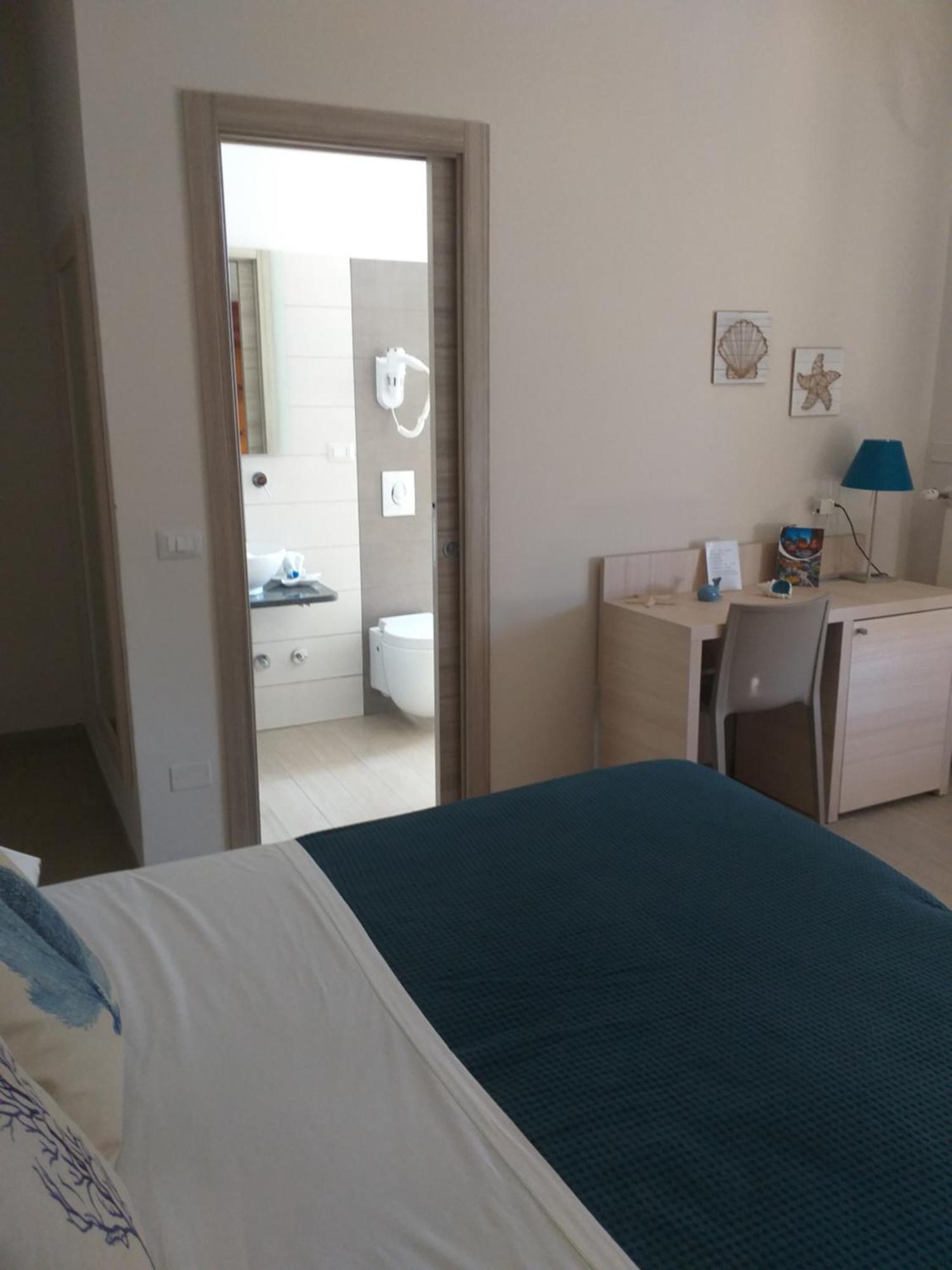 Cecio 5 Terre Rooms Корнилья Номер фото
