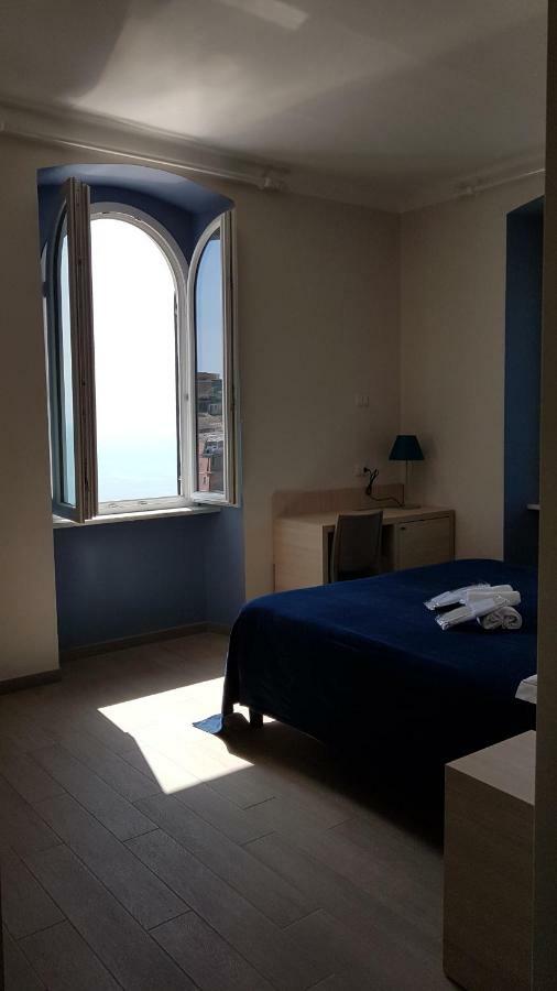 Cecio 5 Terre Rooms Корнилья Экстерьер фото
