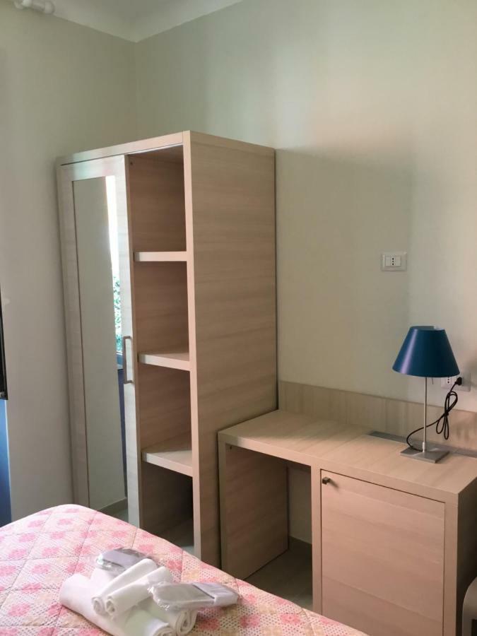 Cecio 5 Terre Rooms Корнилья Экстерьер фото