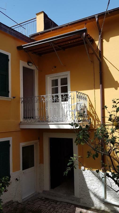 Cecio 5 Terre Rooms Корнилья Экстерьер фото